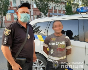 В Мелитополе грабитель напал на сотрудницу кредитной фирмы (фото)