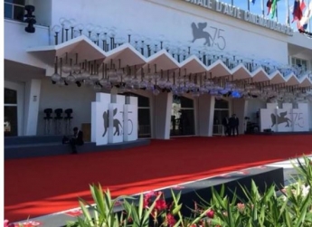 С красной дорожкой и гостями: Венецианский кинофестиваль хотят провести без карантинных ограничений