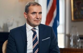 Самый молодой президент Исландии переизбран на второй срок