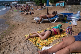 Российский блогер высмеял отдых в Крыму: рай превратился в "гадюшник". Впечатляющие фото