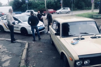 В Черновцах трое мужчин избили и похитили односельчанина