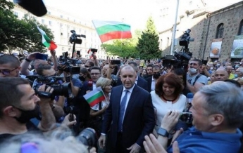 В Болгарии президент возглавил антиправительственный протест (фото)