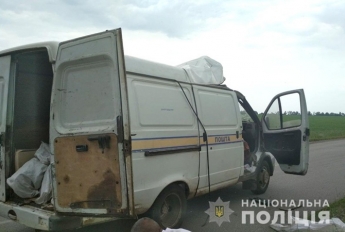 Полиция поймала грабителей, которые подорвали автомобиль "Укрпочты" под Полтавой