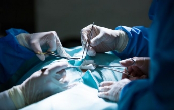 В Киеве провели уникальную операцию по пересадке сердца: такого не было 15 лет (видео)