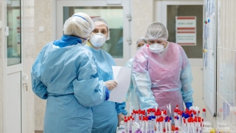 Вспышка COVID-19 в Бердянске: количество заболевших медиков скорой помощи выросло до 10