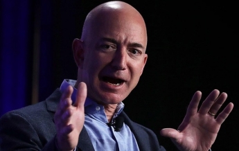 Глава Amazon за день стал богаче на $13 млрд