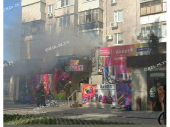 В Мелитополе горел магазин игрушек (фото, видео)