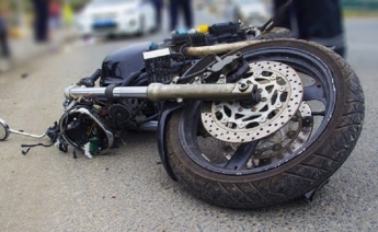 В Запорожье разобрали крышу гаража и угнали мотоцикл: разыскиваются очевидцы (ФОТО)