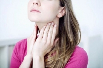 Заболевание щитовидной железы: медики назвали десять признаков недуга