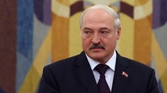Лукашенко заявил о готовности использовать армию для подавления "майданов"