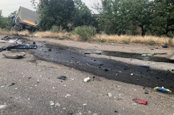 В Николаевской области столкнулись два грузовика: один человек погиб