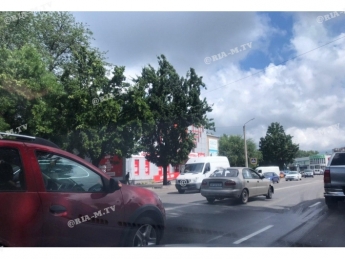 В Мелитополе из-за ДТП образовалась пробка в центре города (фото)