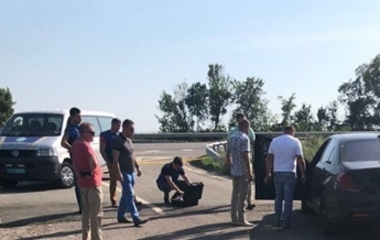 На трассе Киев-Харьков обнаружили авто с убитым - соцсети