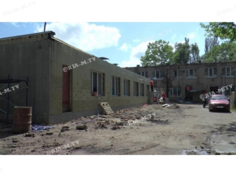 В Мелитополе от инфекционной больницы остались одни стены (фото, видео)