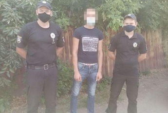 В Луганской области задержали парня, который сжег флаг Украины