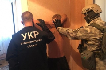 В Кривом Роге задержали мужчин, ограбивших на Закарпатье ювелирный магазин (видео)