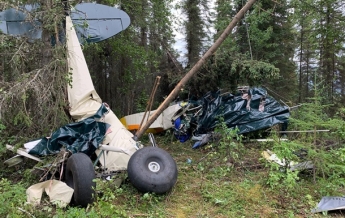 На Аляске столкнулись два самолета: семь погибших (фото)