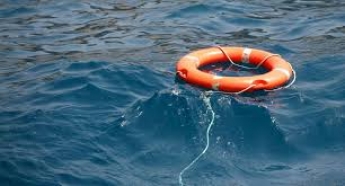 В Кирилловке двух девушек унесло в открытое море на полтора километра от берега