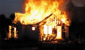 В Мелитопольском районе горел заброшенный дом