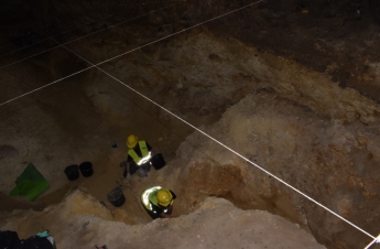 Археологи обнаружили пещеру и сеть неизведанных туннелей под одним из самых известных замков Польши