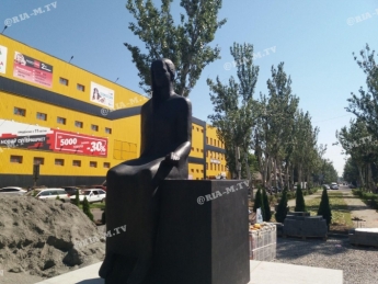 В Мелитополе устанавливают памятник жертвам Холокоста (фото)
