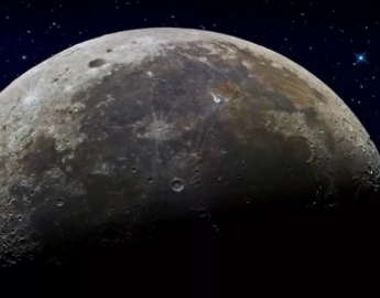 Уфолог увидел на Луне 200-метровое "строение"