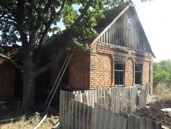 В Запорожской области на месте пожара нашли труп (фото)