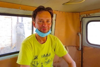 Аккордеонист Завадский, у которого диагностировали пневмонию и ВИЧ, решил выписаться из больницы