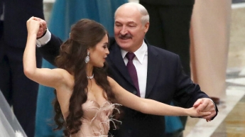 "Любовница" Лукашенко внезапно обратилась к участникам протестов в Беларуси: "Прекратите..."