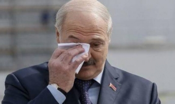 Лукашенко перенес инсульт и третий день не появляется на публике (видео)