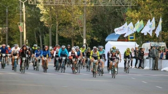 Турнир поколений продолжается - в Мелитополе пройдет кольцевая велогонка