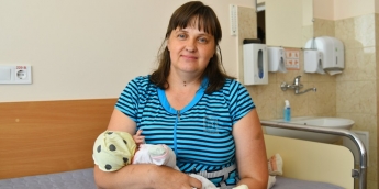 Украинка родила 17-го ребенка и рассказала, как справляется со всем - ей 41 год