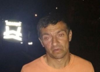В Киеве "копы" сделали замечание хулиганам, но такого не ждали - полицейского избили и ограбили