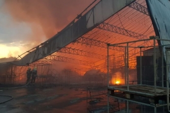 В Харьковской области произошел пожар на складе резиновых изделий