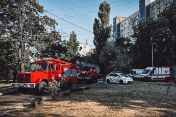 В Киеве произошел пожар в многоэтажке: погибла женщина
