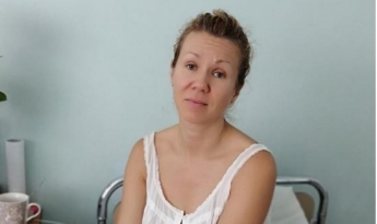 Белоруска, стоя на балконе, получила от силовика пулю в живот - она до сих пор в больнице