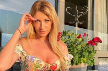Леся Никитюк побаловала фанатов сексуальным образом