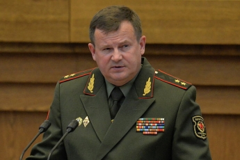 "Будете иметь дело с армией": министр обороны Беларуси сделал пугающее заявление