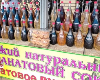 В Мелитополе и Кирилловке катали ходовой алкоголь - как это выглядело (фото)