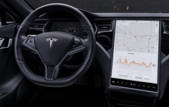 Владельцы Tesla могут управлять чужими авто в других странах