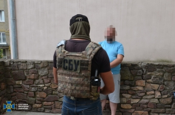 Участника криминальной группировки задержали на Прикарпатье за сбыт оружия (фото)