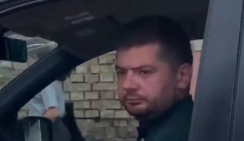 Посмотрите на его глаза: один из руководителей "Квартала 95" устроил ДТП в Киеве и скрылся, видео