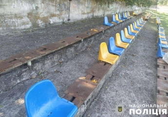 В Запорожской области несовершеннолетние громили стадион (фото)