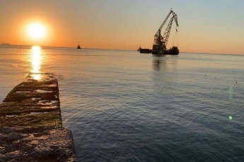 Затонувший танкер «Delfi» забрали с пляжа Одессы