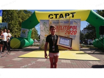 В Мелитополе школьник установил рекорд Украины (фото, видео)