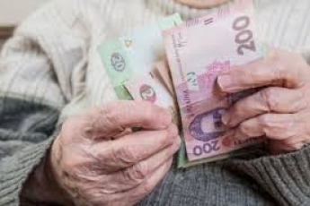 Украинцам повысят пенсии в 2021 году: кто и на какую прибавку может рассчитывать