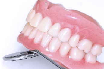 Основные виды зубных протезов