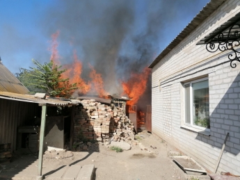 Спасатели рассказали, как тушили масштабный пожар в Мелитополе