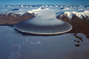 В Северном Ледовитом океане - рекордное таяние льдов