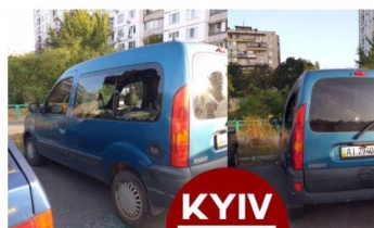 В Киеве неизвестные устроили "дикий" погром авто: опубликованы печальные фото